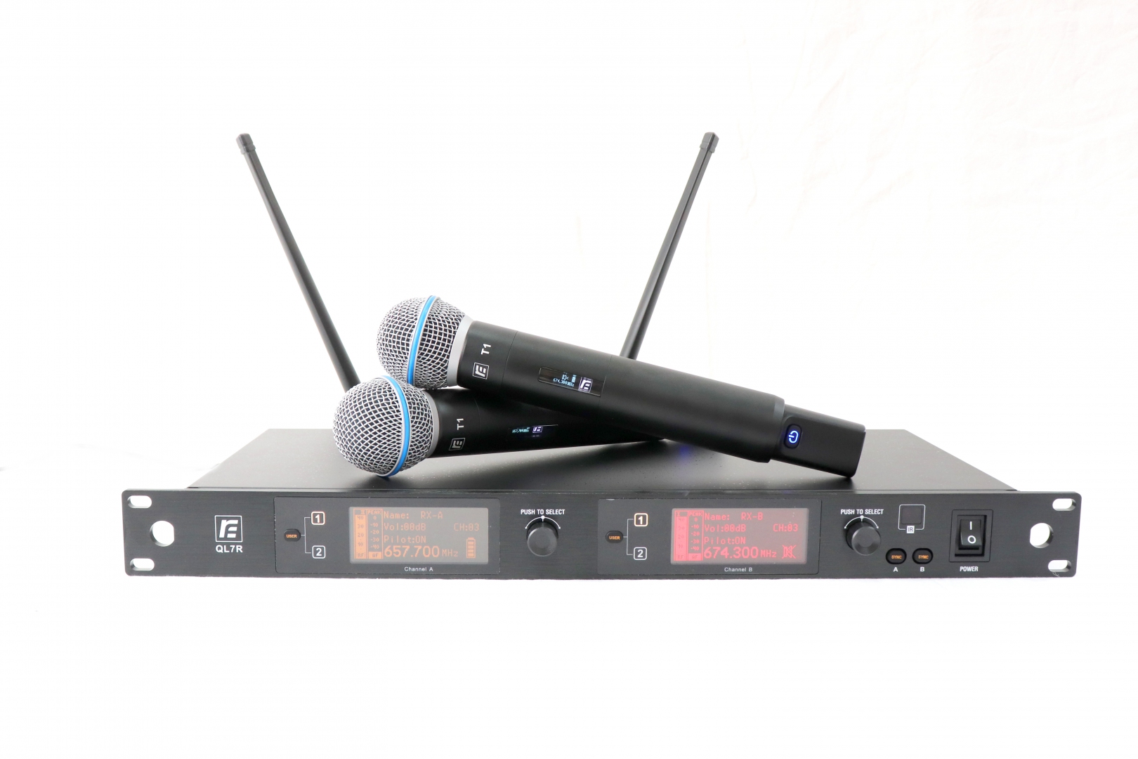 RFIntell QL7R/T1-A 651,800-683,400 МГц 2-канальная радиосистема с 2-мя ручными микрофонами в Дербенте